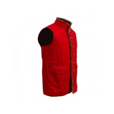 The-Christmas-Chronicles-Kurt-Russell-2-Vest-1