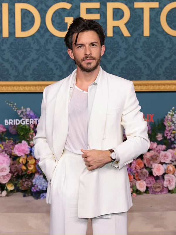 Bridgerton 2024 Premiere Jonathan Bailey White Suit