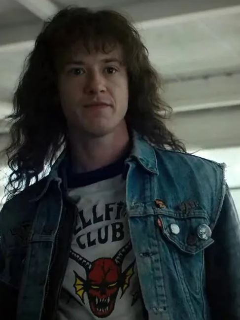 Stranger-Things-Season-4-Joseph-Quinn-Denim-Vest-3