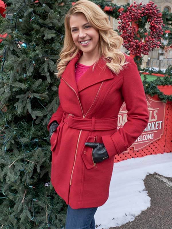 entertaining-christmas-jodie-sweetin-coat