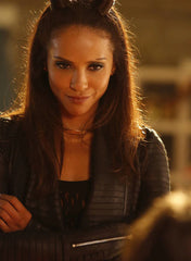 mazikeen-lesley-ann-brandt-lucifer-black-leather-jacket-woman